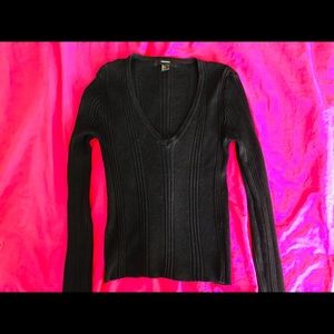 Forever 21 Black Long-Sleeve V-Neck Sweater